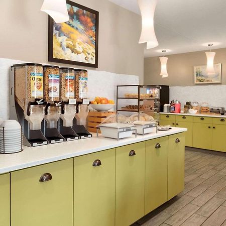 Country Inn & Suites By Radisson, Duluth North, Mn Bagian luar foto